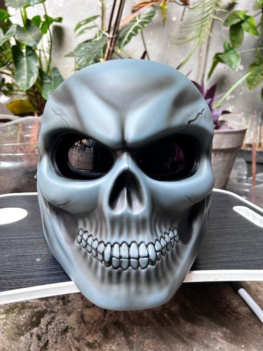 Bobber style grau skull - bobber,